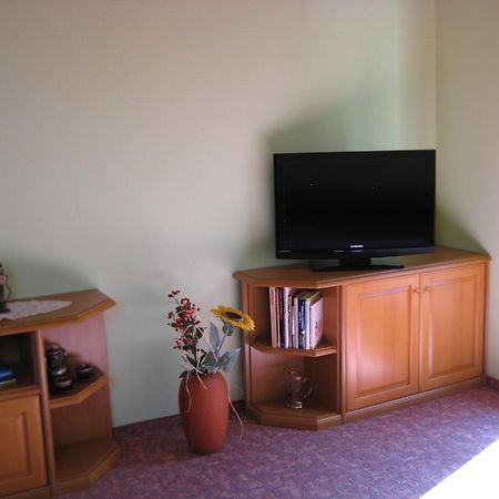Ferienwohnung "Lindenblick" Gablenz Phòng bức ảnh